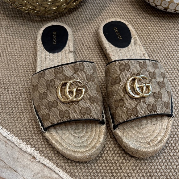Gucci Tan Monogram Slide Sandals - Picture 1 of 5